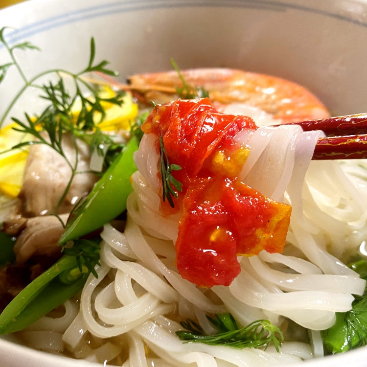 麺通を唸らせる!半田手延べそうめん ご家庭用/プチギフト 少し太めの麺 徳島県 270年の歴史 昔ながらの手延べ製法に腰の強さを工夫