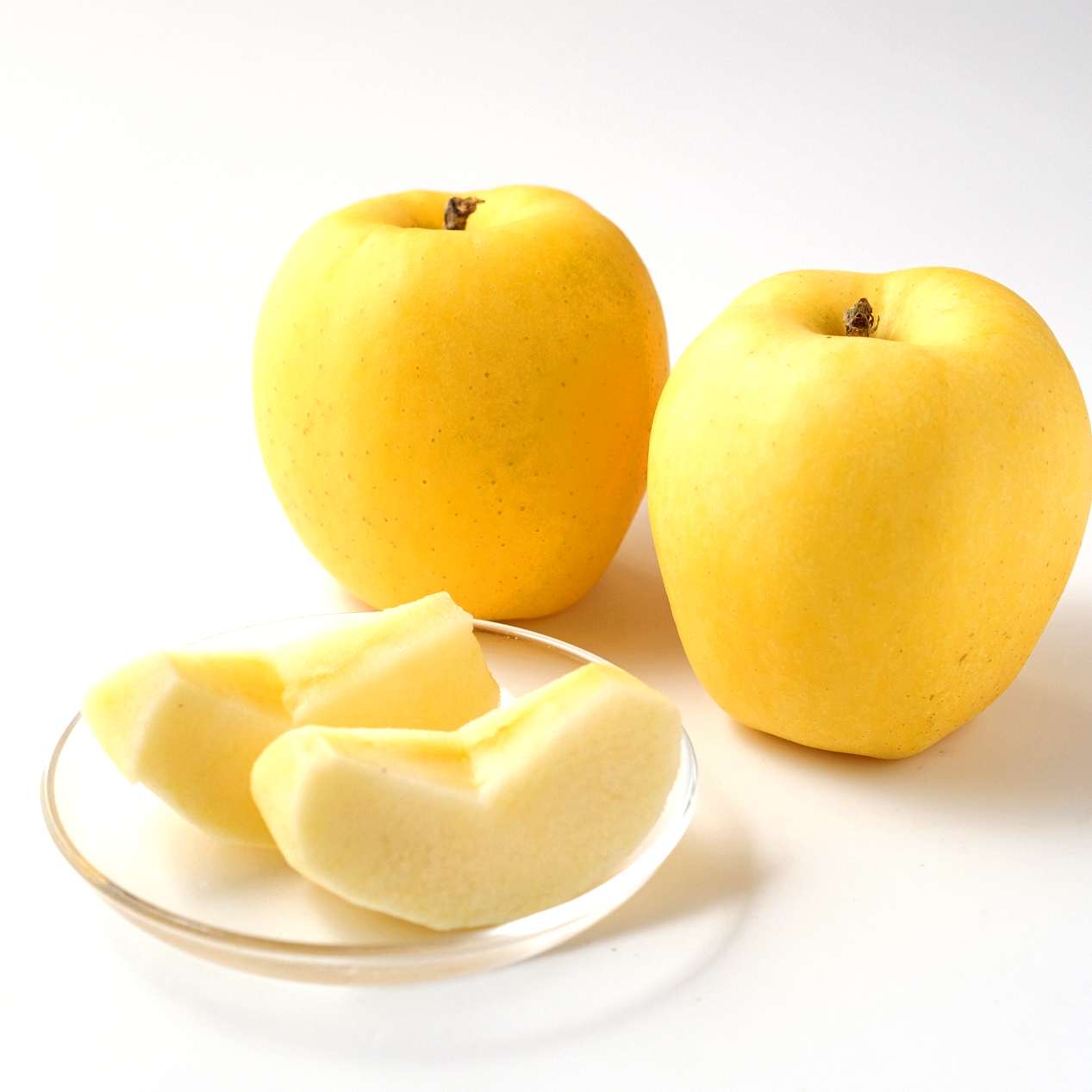 いわて純情りんご 蜜入りはるか/ご自宅用3kg、5kg   大人気の蜜入り林檎　爽やかな香りと甘味 産地直送  甘くて酸味が少ない (コピー)